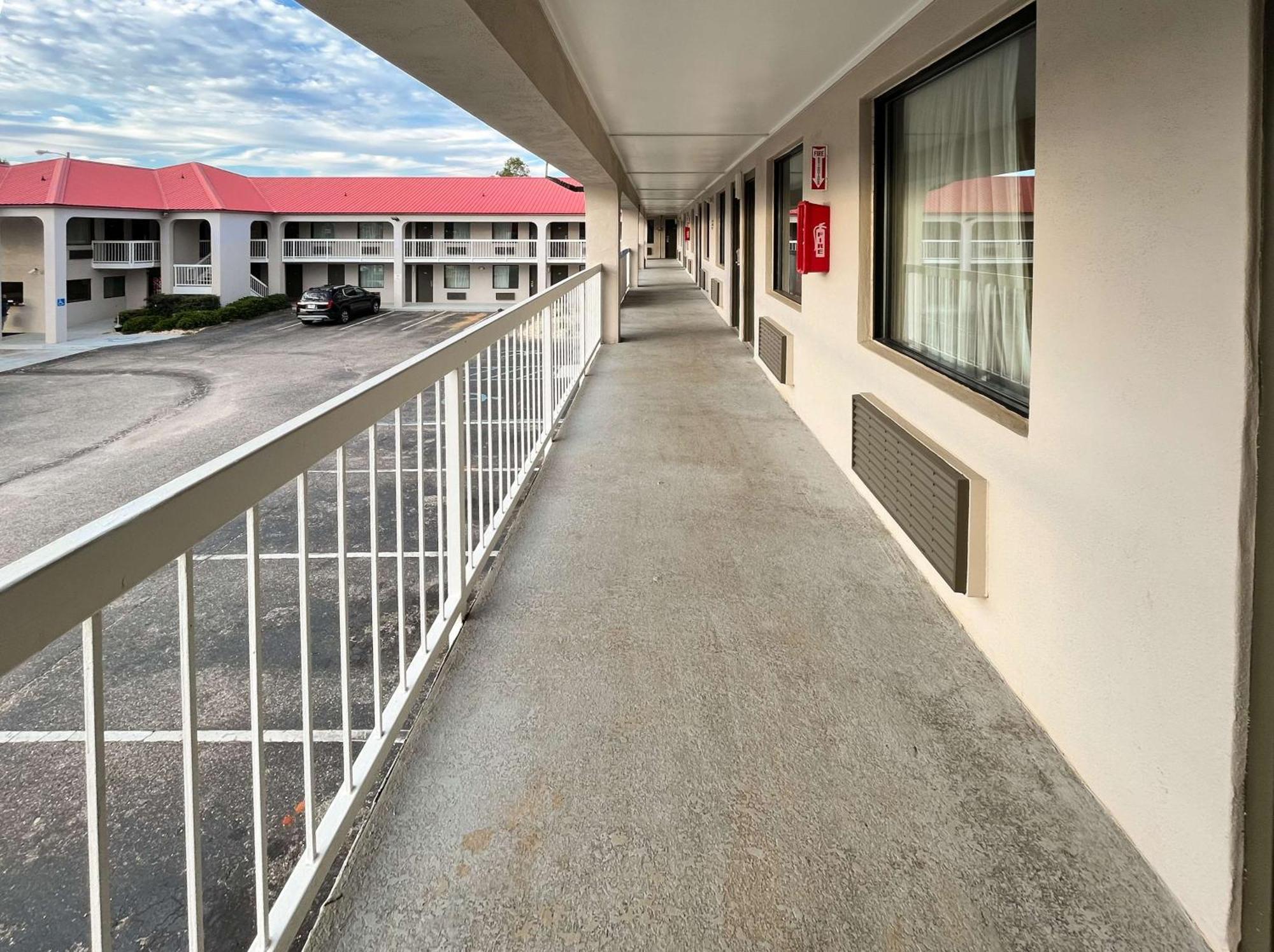 Motel 6 Abbeville, Al Buitenkant foto